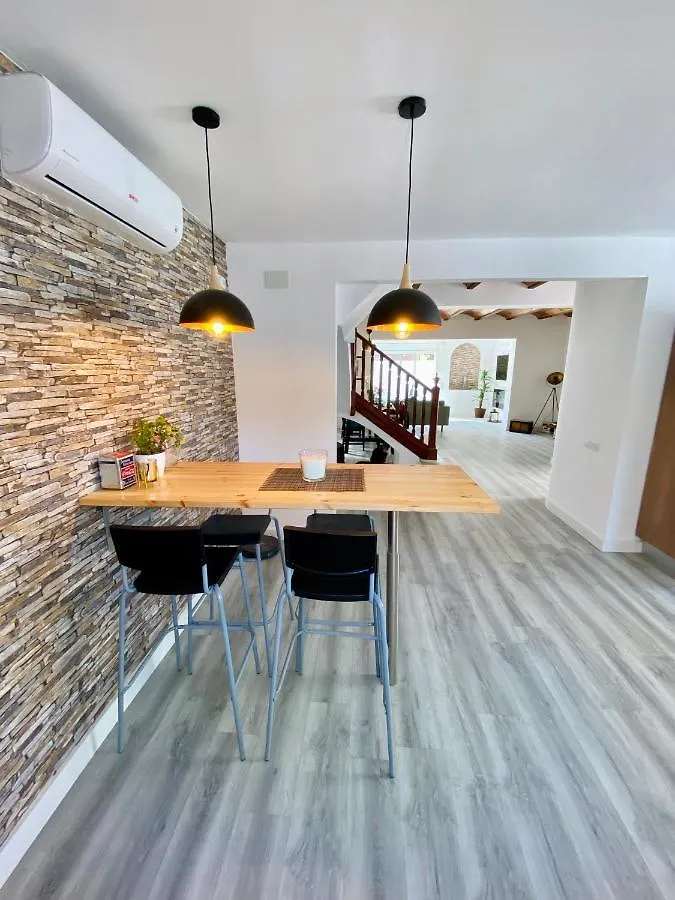 Holiday home Villa Paradise, Urban Oasis By -Toprentalsbarcelona- Esplugues de Llobregat