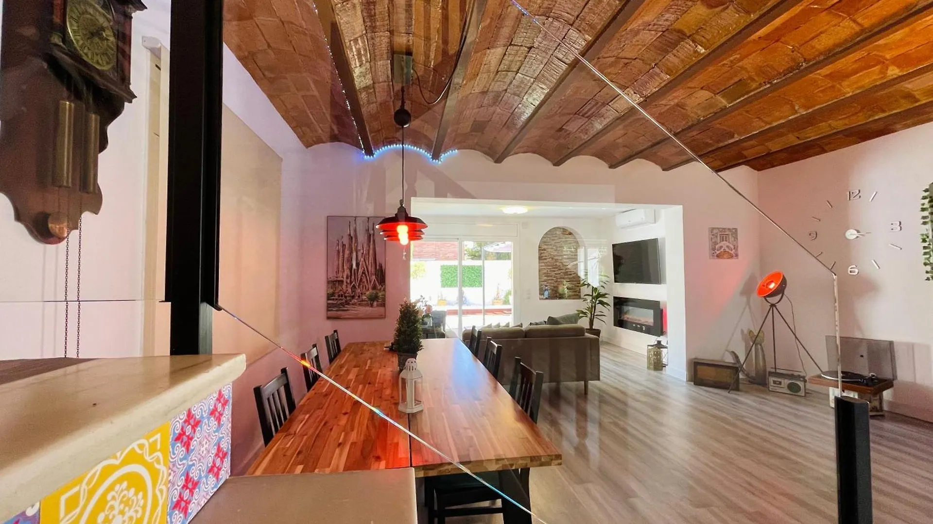 Holiday home Villa Paradise, Urban Oasis By -Toprentalsbarcelona- Esplugues de Llobregat