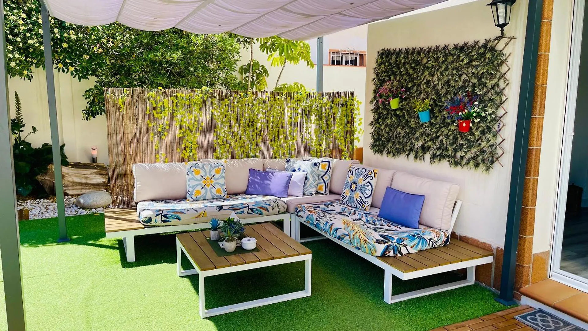 Holiday home Villa Paradise, Urban Oasis By -Toprentalsbarcelona- Esplugues de Llobregat