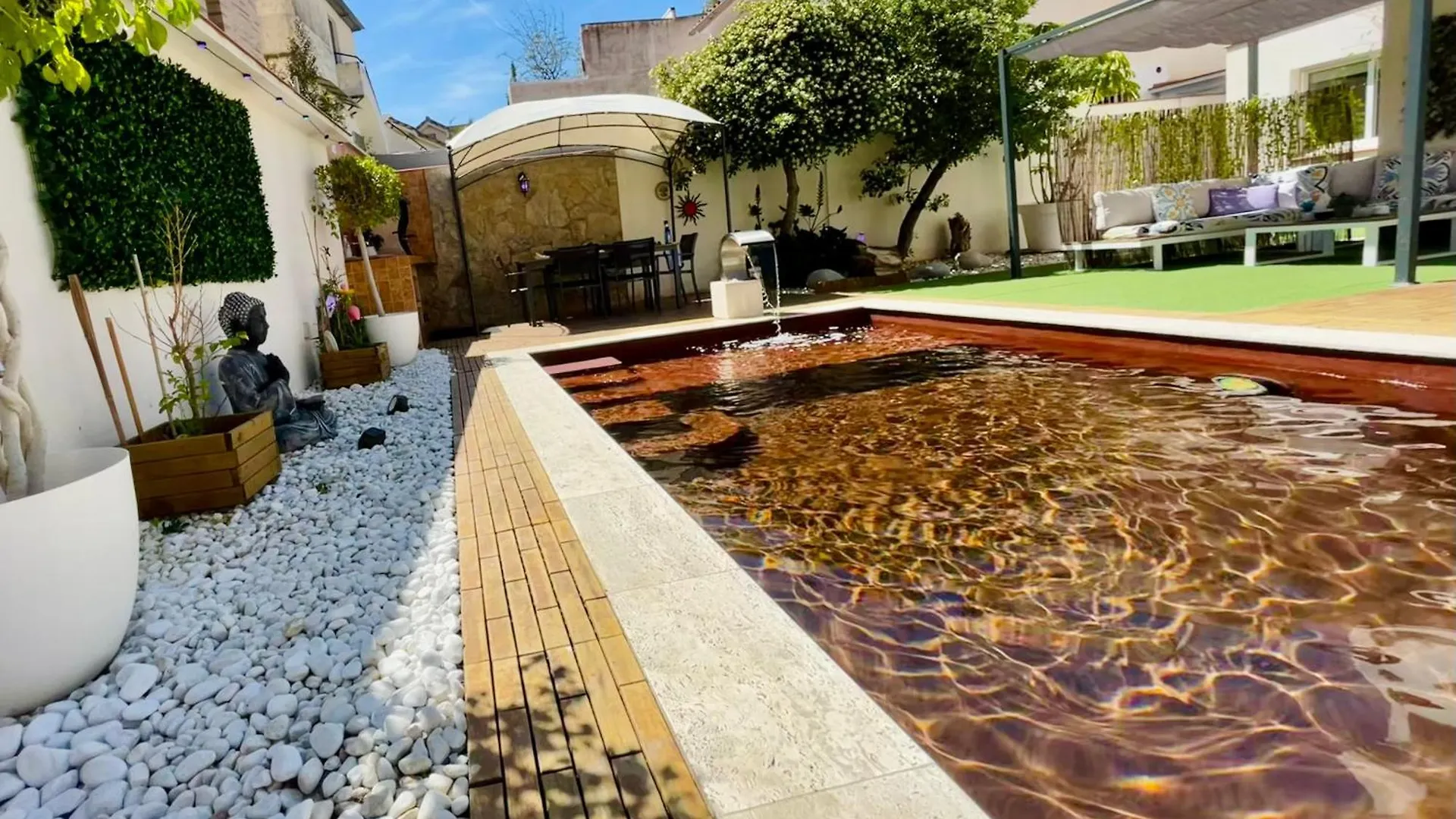Villa Paradise, Urban Oasis By -Toprentalsbarcelona- Esplugues de Llobregat Holiday home