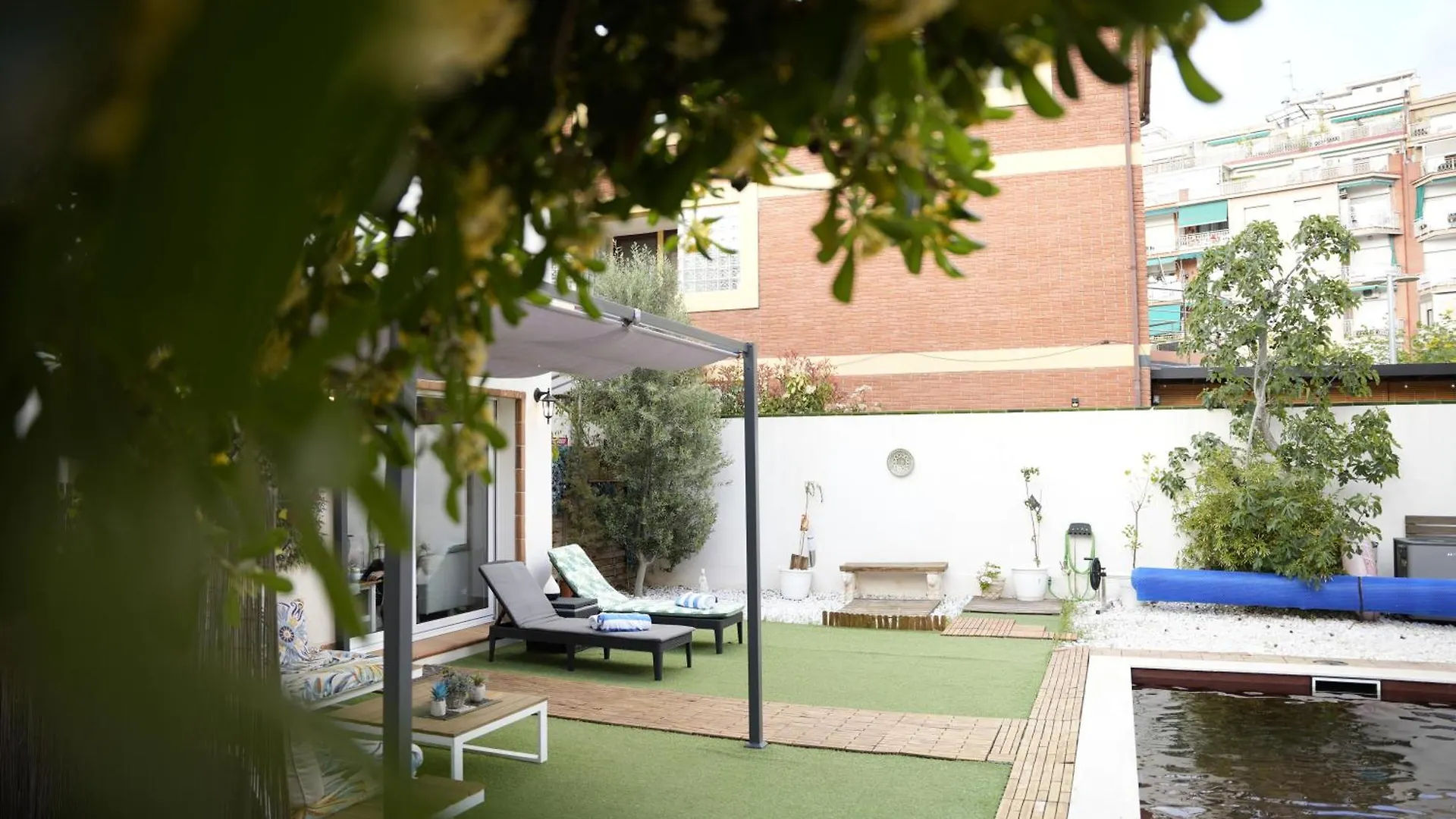 Villa Paradise, Urban Oasis By -Toprentalsbarcelona- Esplugues de Llobregat 0*,